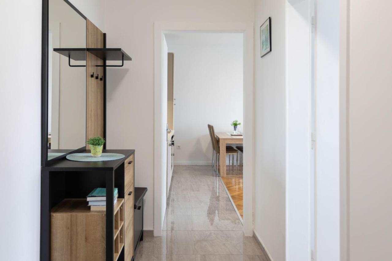 Spacious 2Bdr Apartment- Skyline View Загреб Екстериор снимка